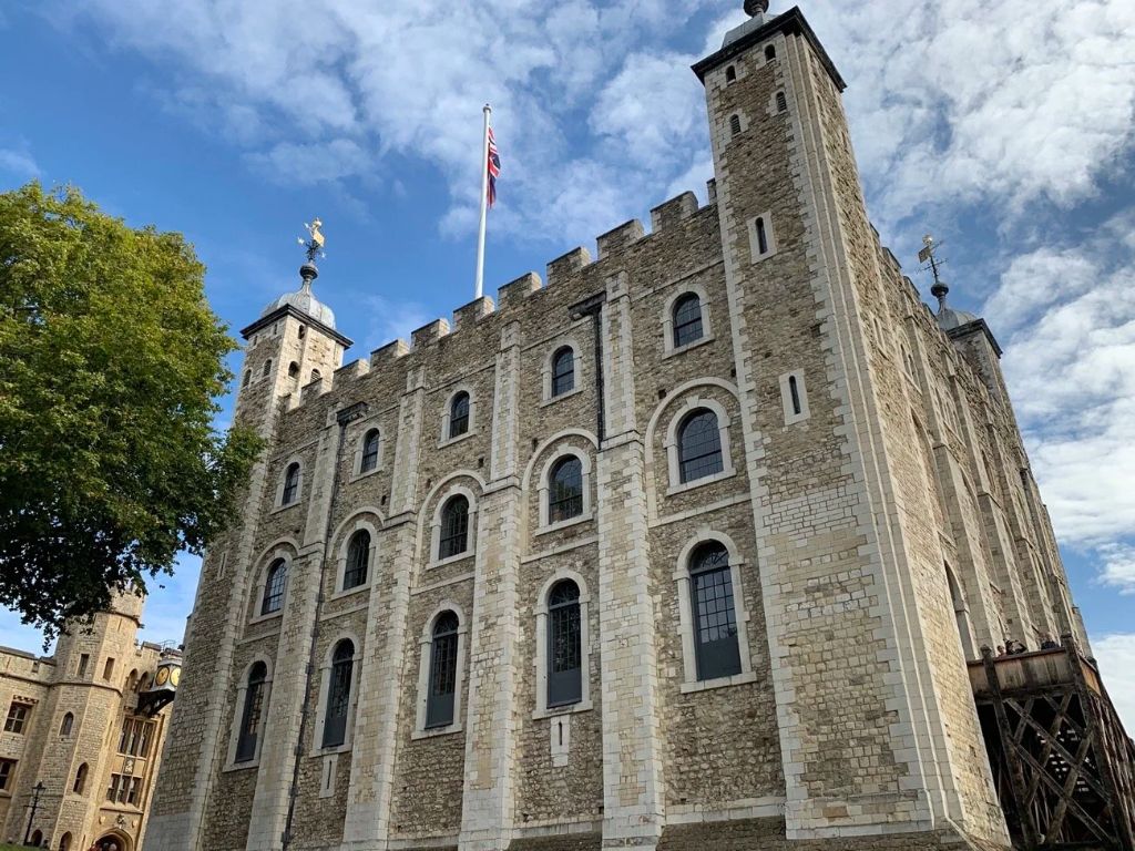 The White Tower at the Tower of London — built by William the Conqueror, a thousand-year-old fortress of layered defenses